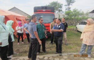 PEDULI KASIH WARGA PENGADILAN RANGKASBITUNG DAN DHARMAYUKTI KARINI CABANG RANGKASBITUNG KEPADA KORBAN MUSIBAH BANJIR BANDANG DI KABUPATEN LEBAK
