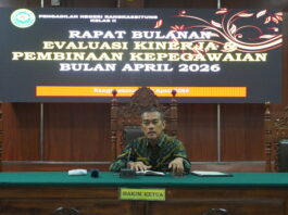 Rapat Bulanan dan Pembinaan Kepegawaian Bulan April Wakil Ketua PN Rangkasbitung