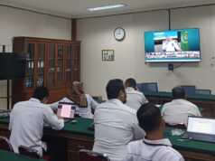 Hakim PN Rangkasbitung Mengikuti Sarasehan Badilum Secara Daring di Command Center sarasehan badilum